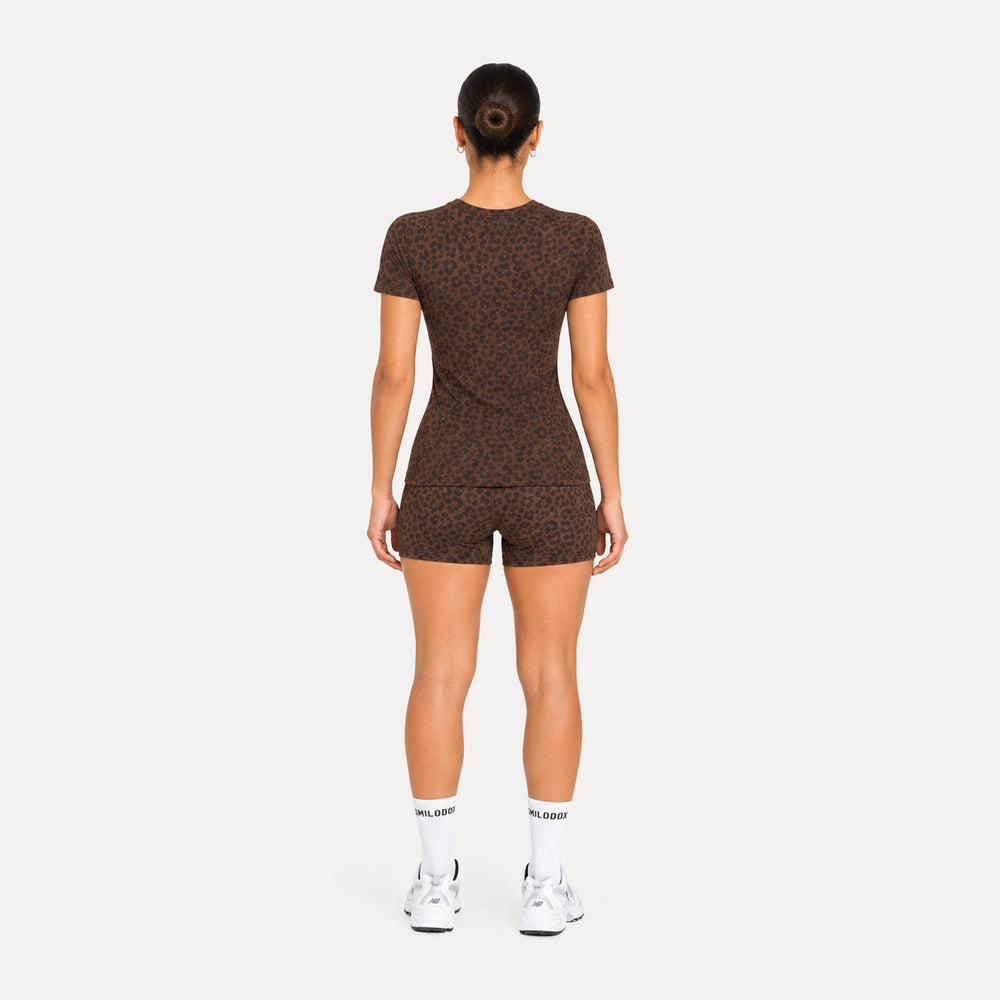 LEO Shorts Velvara