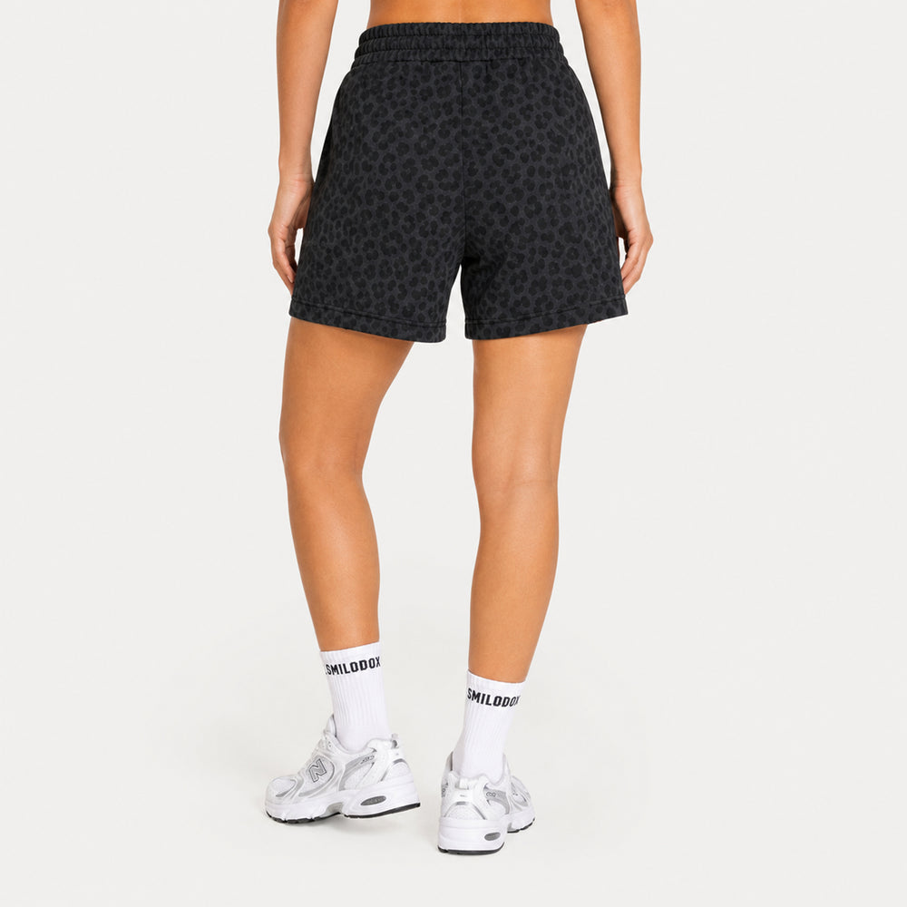 LEO Shorts Zumira