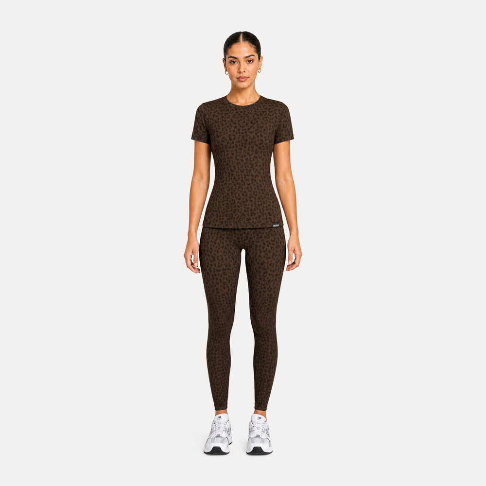 LEO T-Shirt Velvara